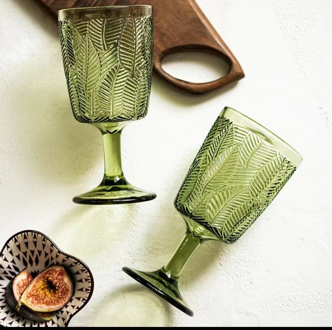 摩登主妇高脚杯 绿色